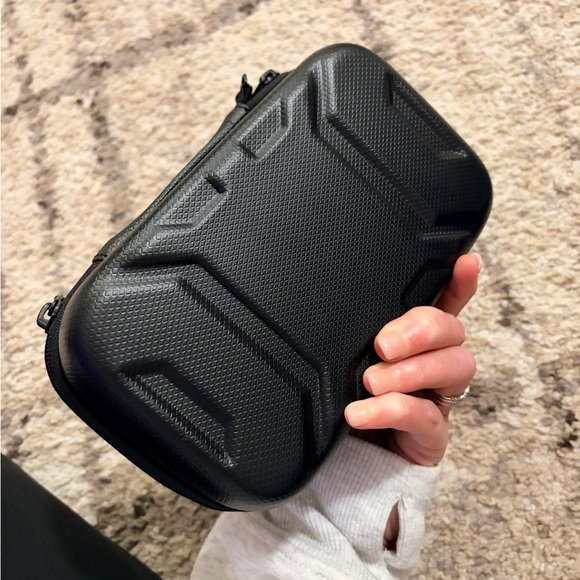 Backbone Controller Black Gaming Controller for Smartphones - Picture 12 of 12